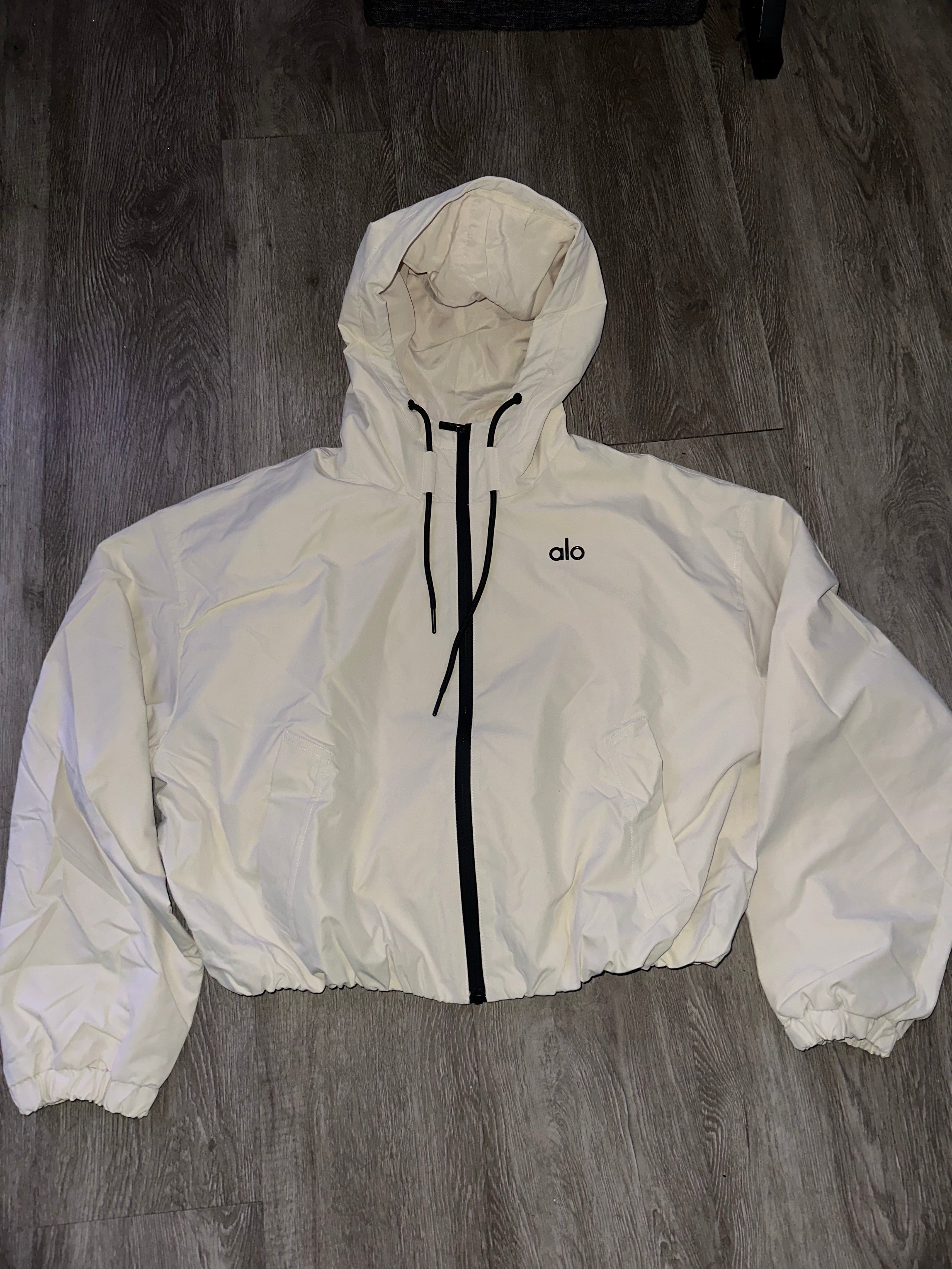 alo windbreaker